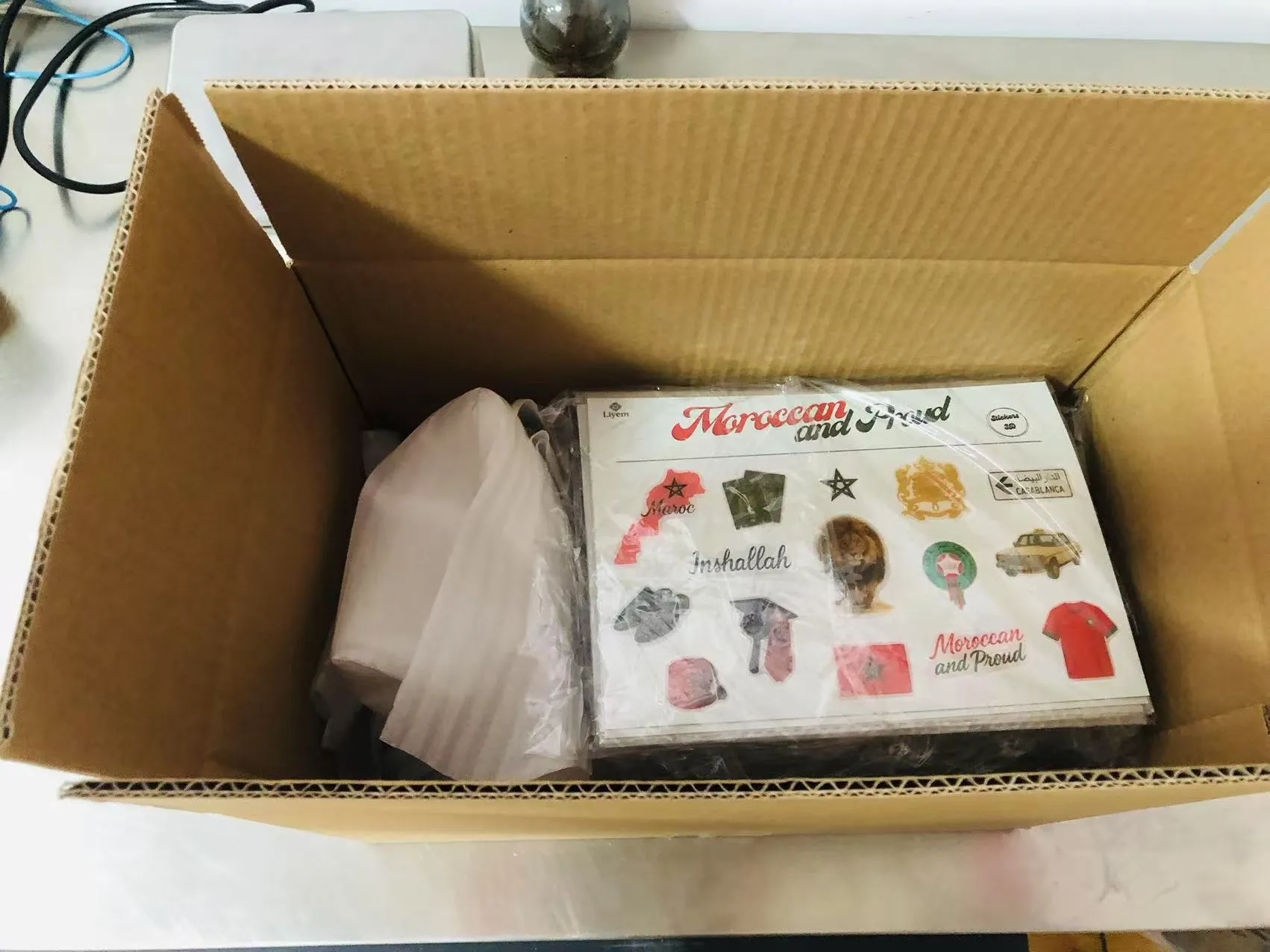 Klient ponownie zamówił etykiety z żywicy epoksydowej JOJO Pack